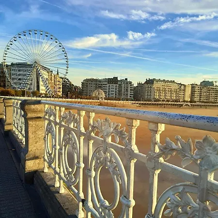 Smart Urban Apartment *